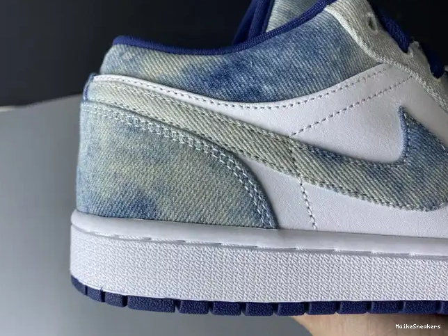 MaikeSneakers Washed Air Jordan CZ8455-100 1 Low Denim 0518